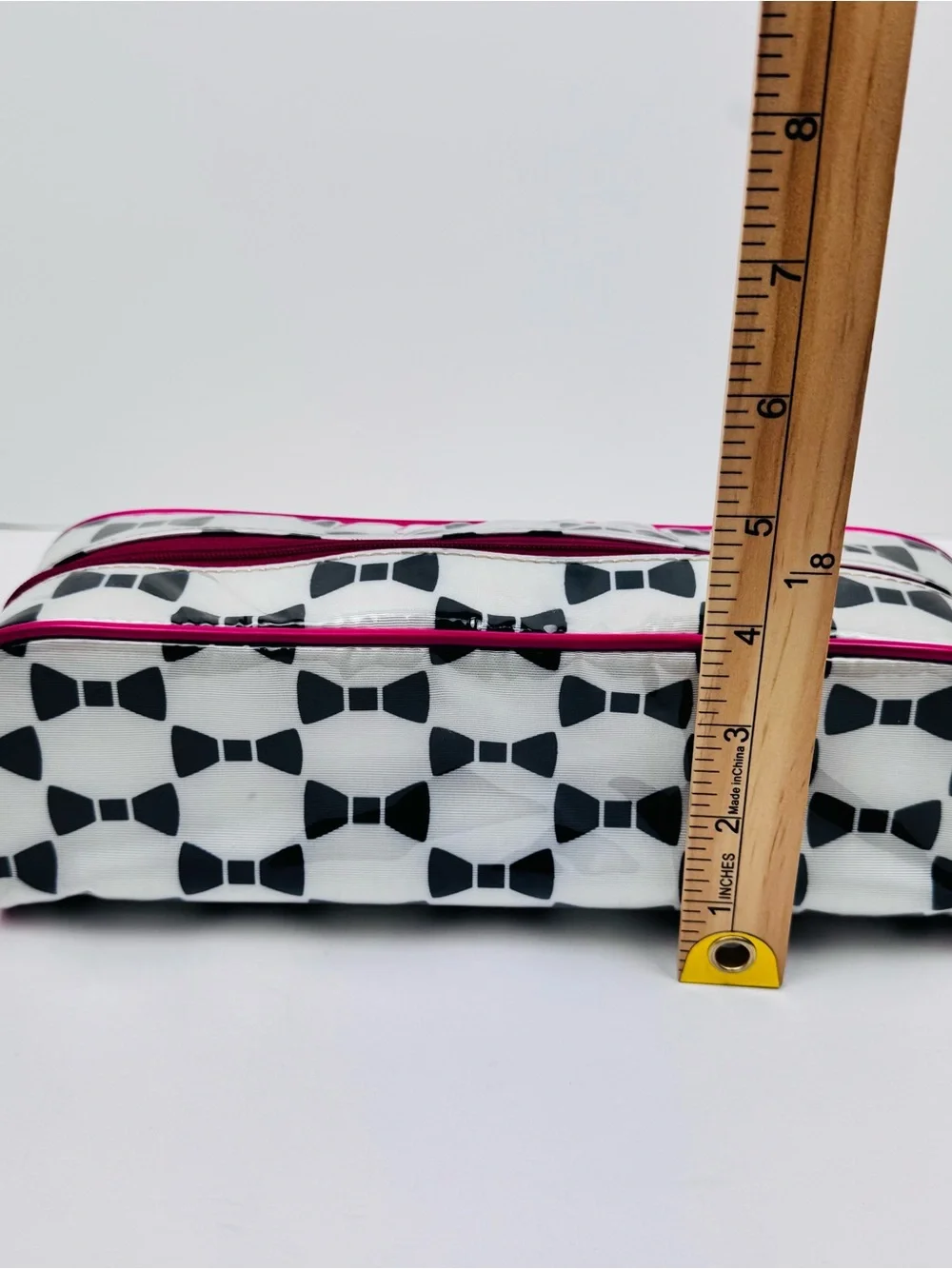 Kate Spade 2 piece set Whitehall Court Colin Make-Up Cosmetics Travel Bags.